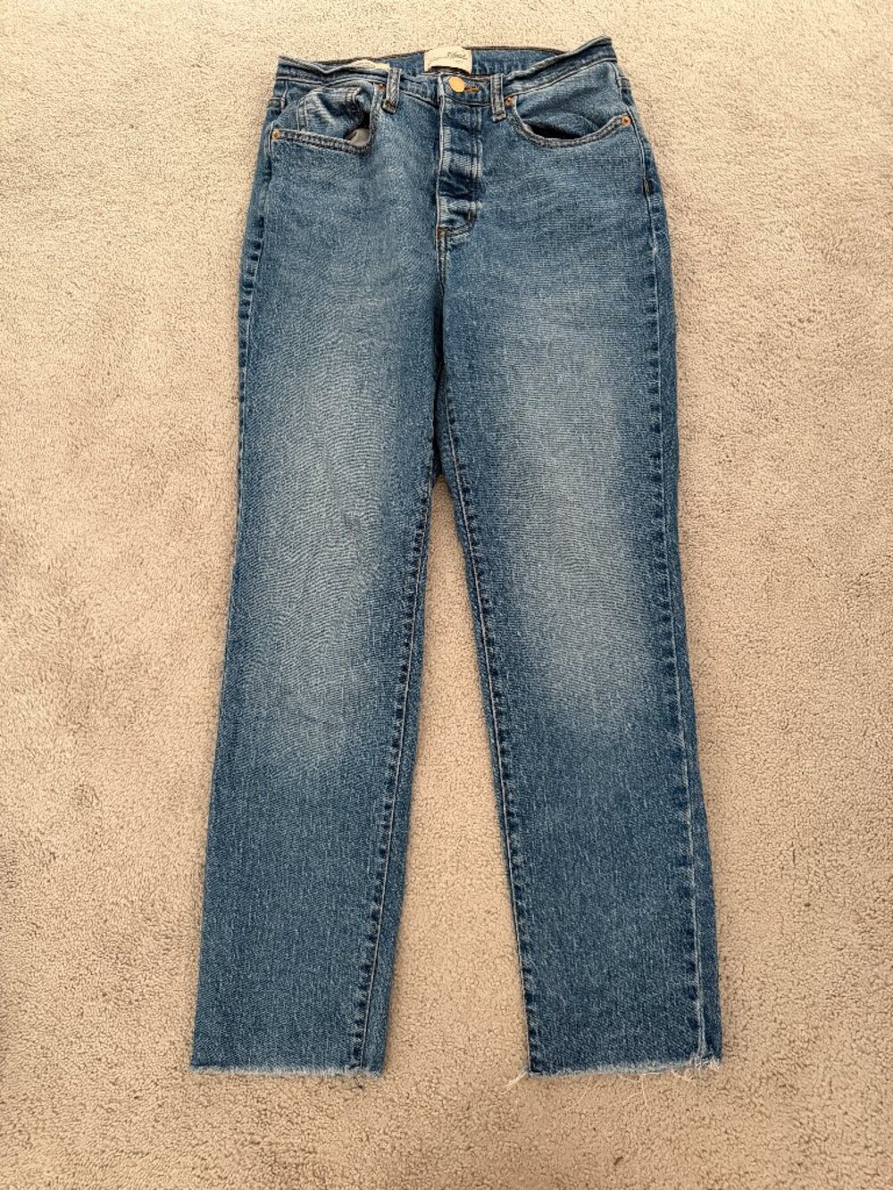 Universal Thread Women's High-Rise '90s Slim Straight Jeans